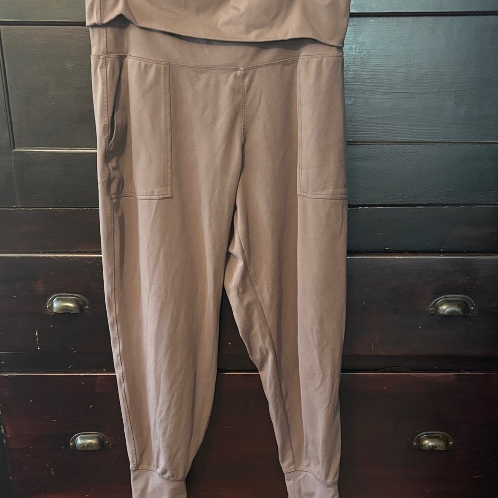 Danskin Women's Chocolate Brown Joggers